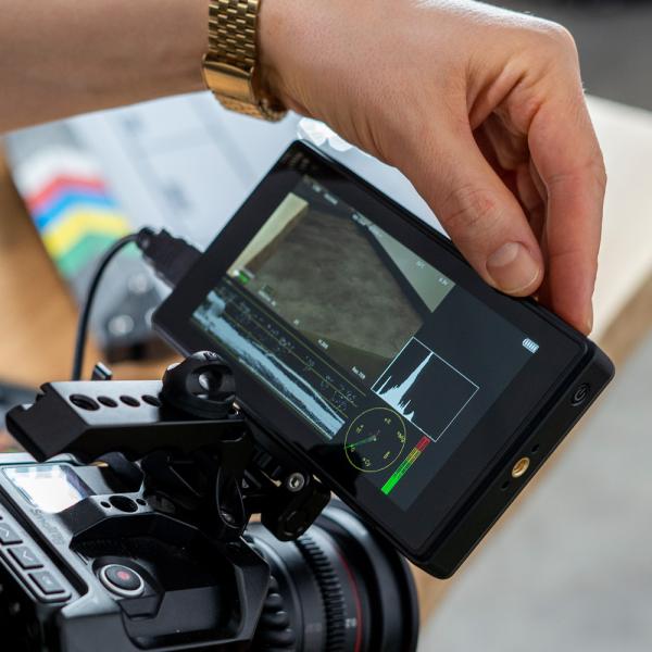 Godox GM55 4K HDMI Touchscreen 5.5 On-camera Monitor